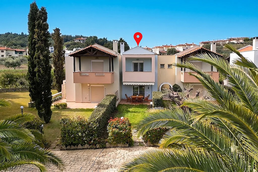 Hanioti Modern Maisonette with Μountain View