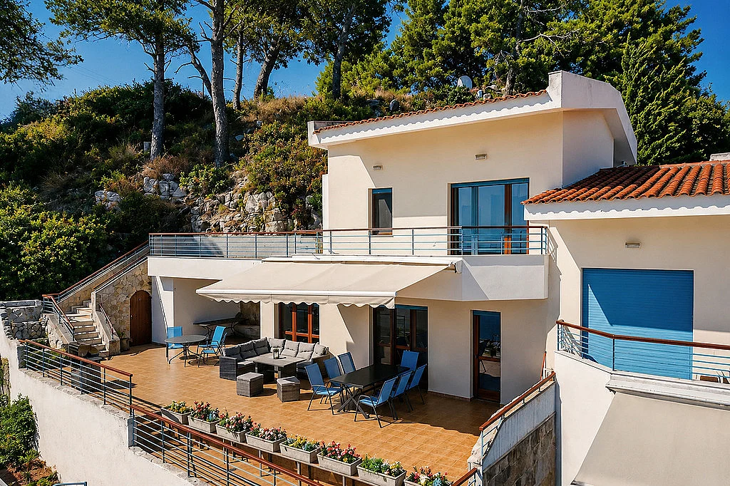 Kallithea Villa with Sea View