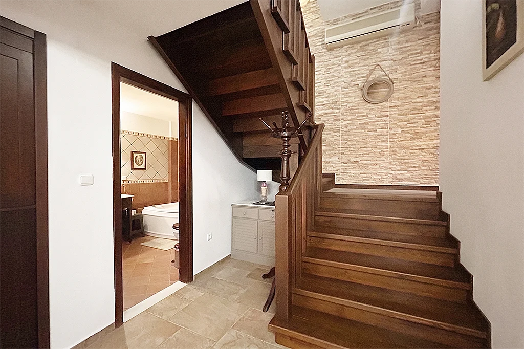 Nikiti 3-Levels Villa