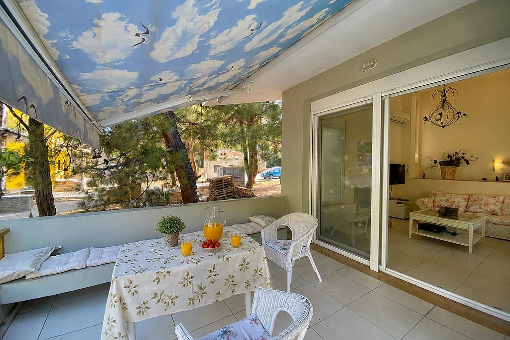 Rachoni Seafront Villa