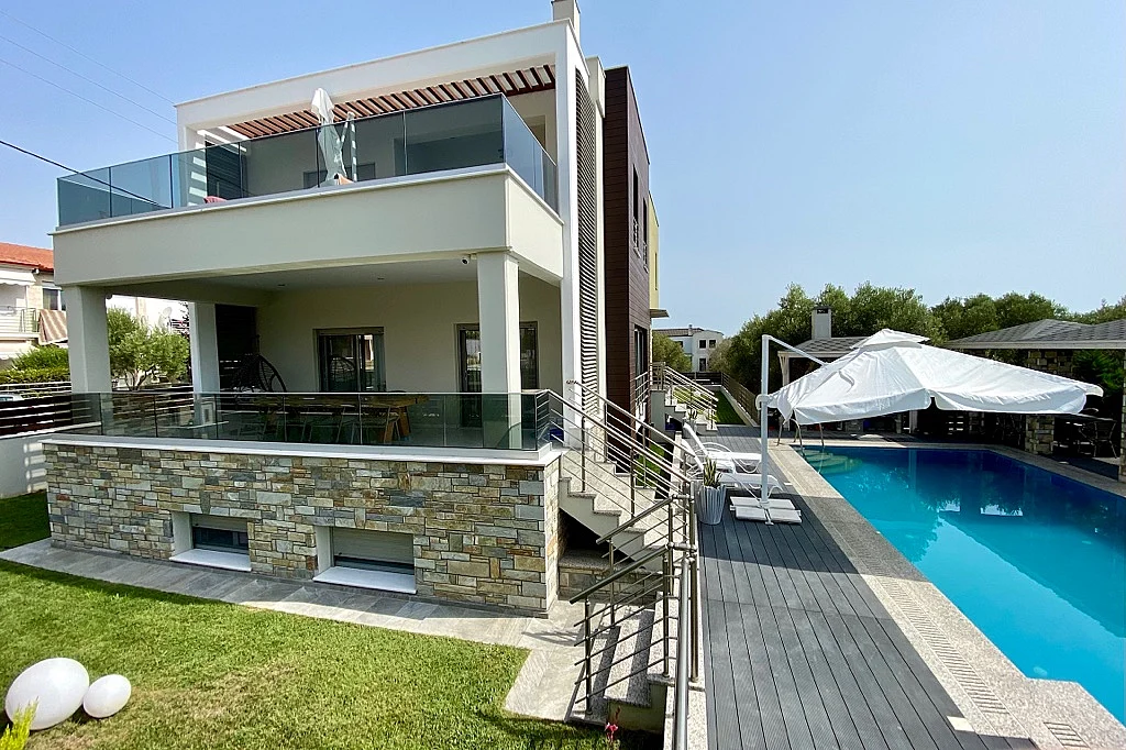 Nea Fokia 3-Level Modern Villa with Pool